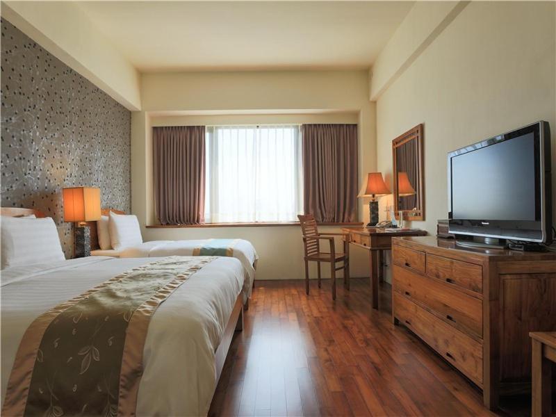 Yentai Hotel Magong Exterior photo