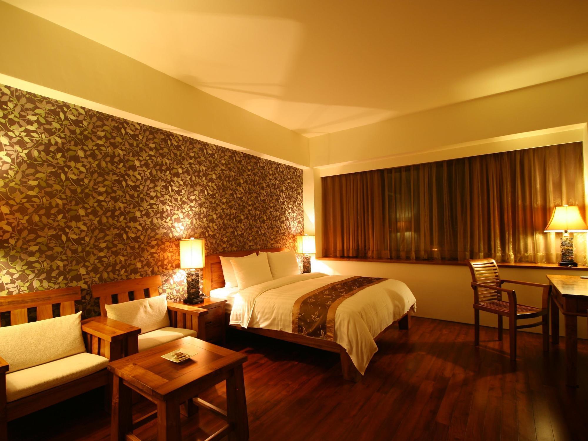 Yentai Hotel Magong Exterior photo
