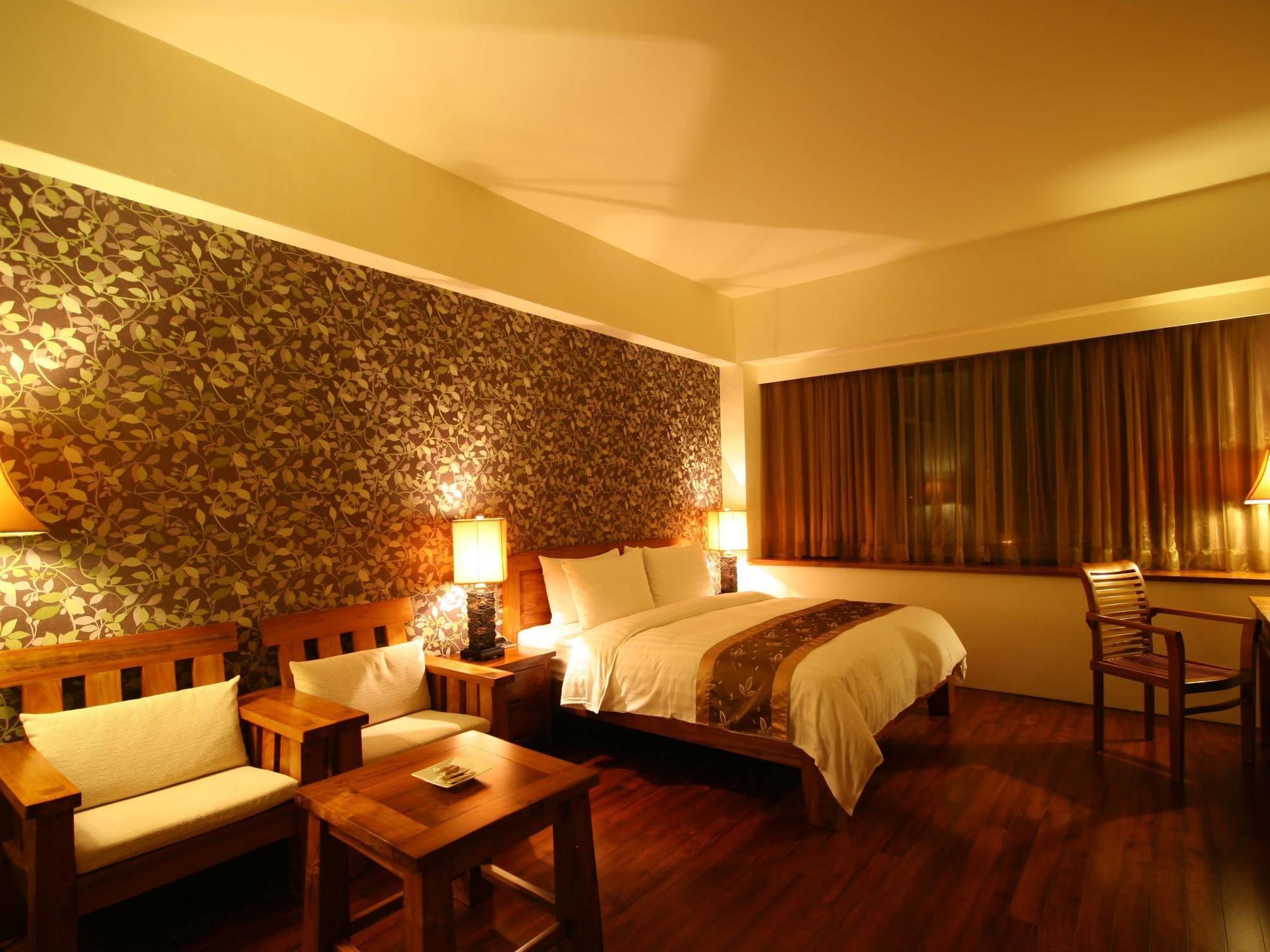 Yentai Hotel Magong Exterior photo